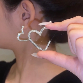 Wholesale Micropaved Zirconia Love Heart Earrings