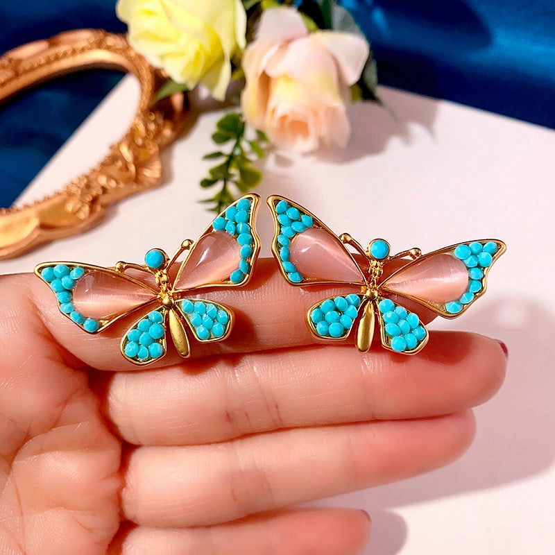 Wholesale Middle Antique Glazed Butterfly Diamond Dumb Gold Alloy Earrings