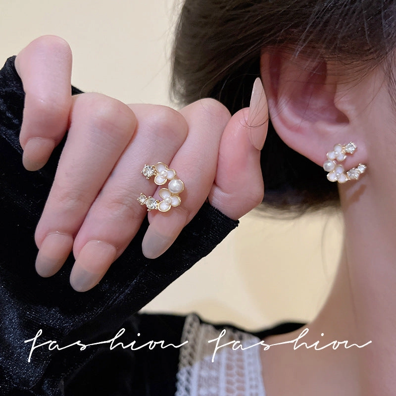 Wholesale Mini Pearl Flower Alloy Earrings