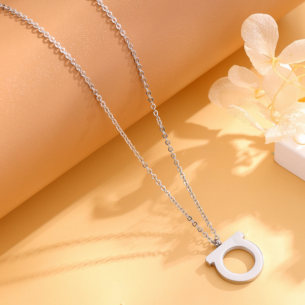 Wholesale Minimalist D-letter Titanium Steel Pendant with Diamond
