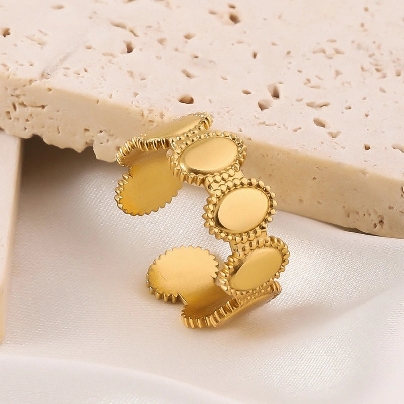 Wholesale Minimalist Retro Style 18k Gold C-shaped Oval Welding Opening Adjustable Stainless Steel Rings