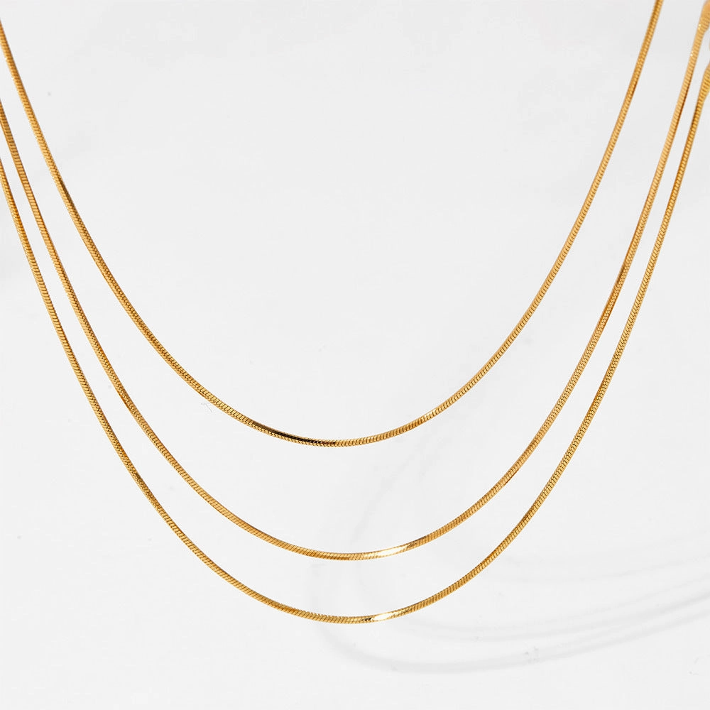 Wholesale Minimalist Wind Round Snake Stainless Steel Necklace