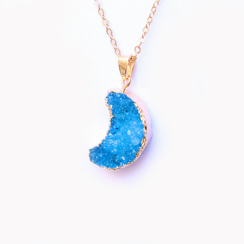 Wholesale Moon Pendant Natural Agate Stone Necklace