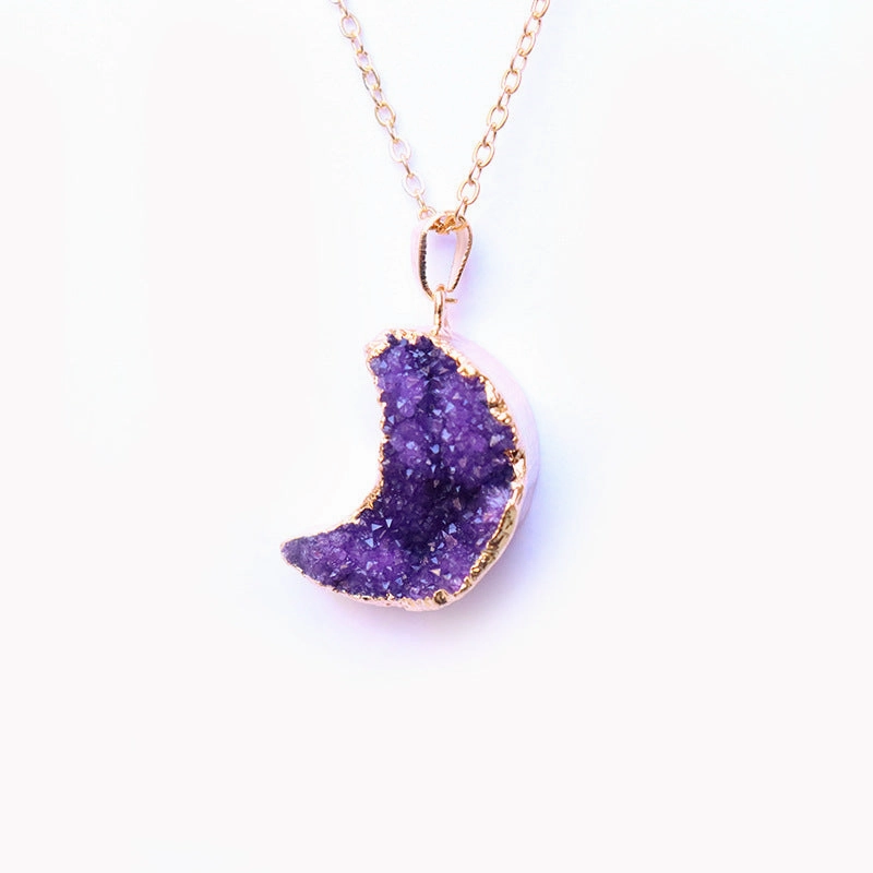 Wholesale Moon Pendant Natural Agate Stone Necklace