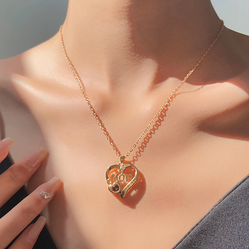 Wholesale mother's day gift MOM letter heart-shaped necklace