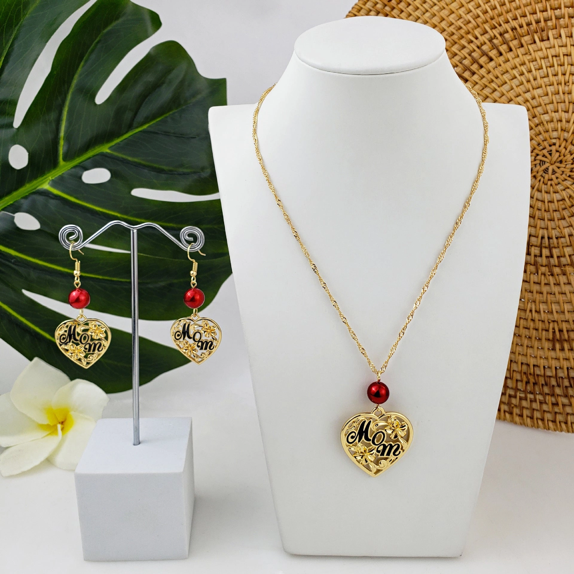 Wholesale Mother's Day Heart Hollow Alloy Earrings Jewelry Set