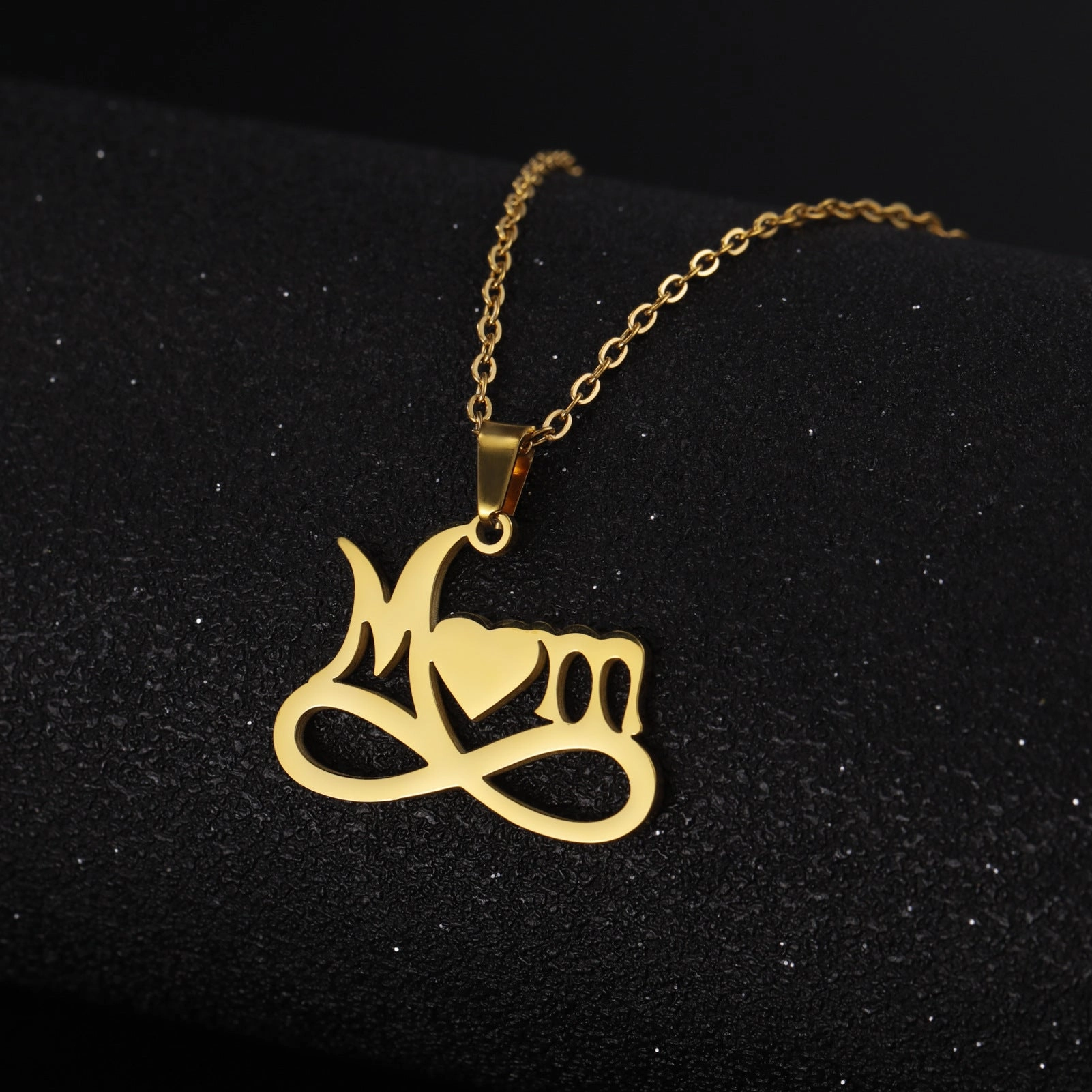 Wholesale Mother's Day Love MOM Pendant Stainless Steel Necklace