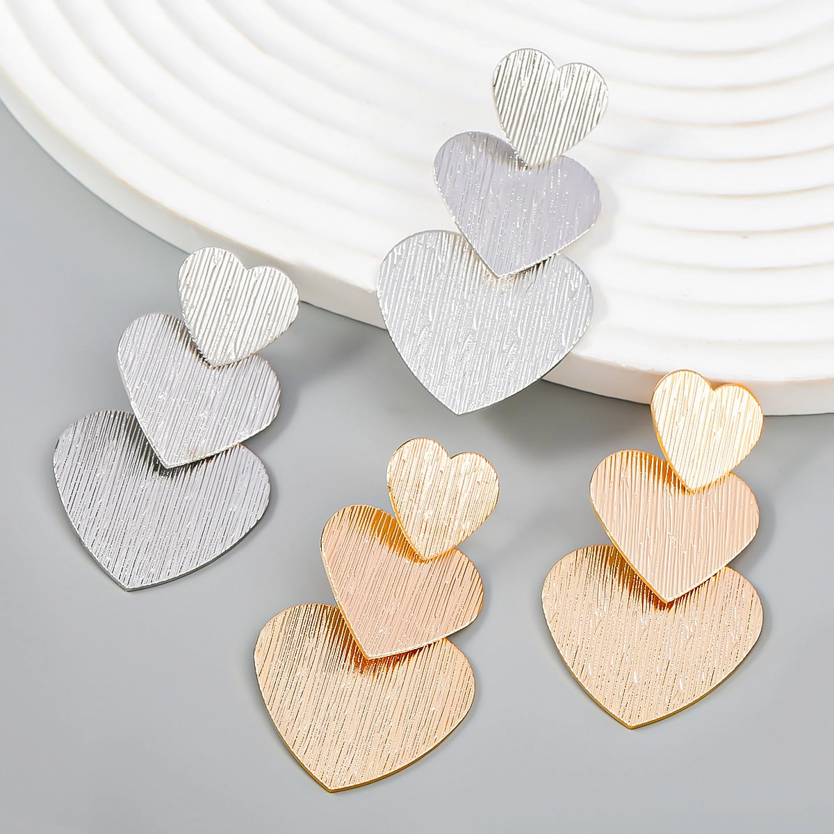 Wholesale Multi-layer Vertical Stripe Heart Alloy Earrings