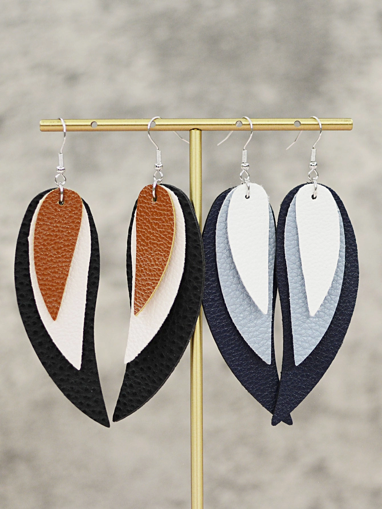 Wholesale Multi-layered Leather Earrings Symmetrical Love Earrings
