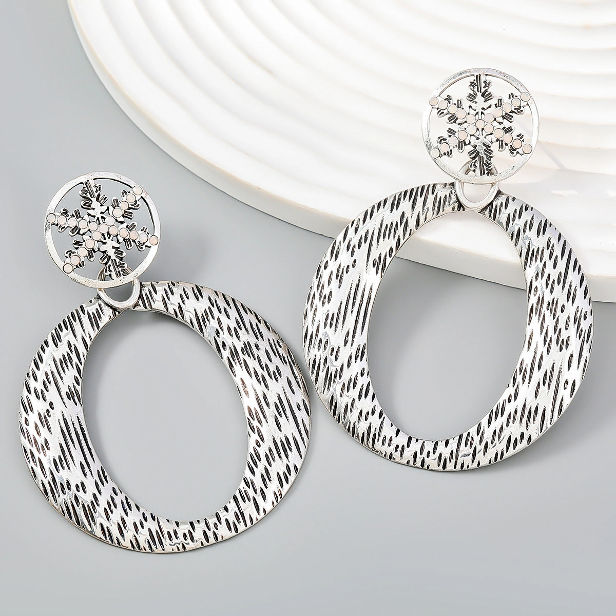 Wholesale Multilayer Diamond Set Alloy Earrings