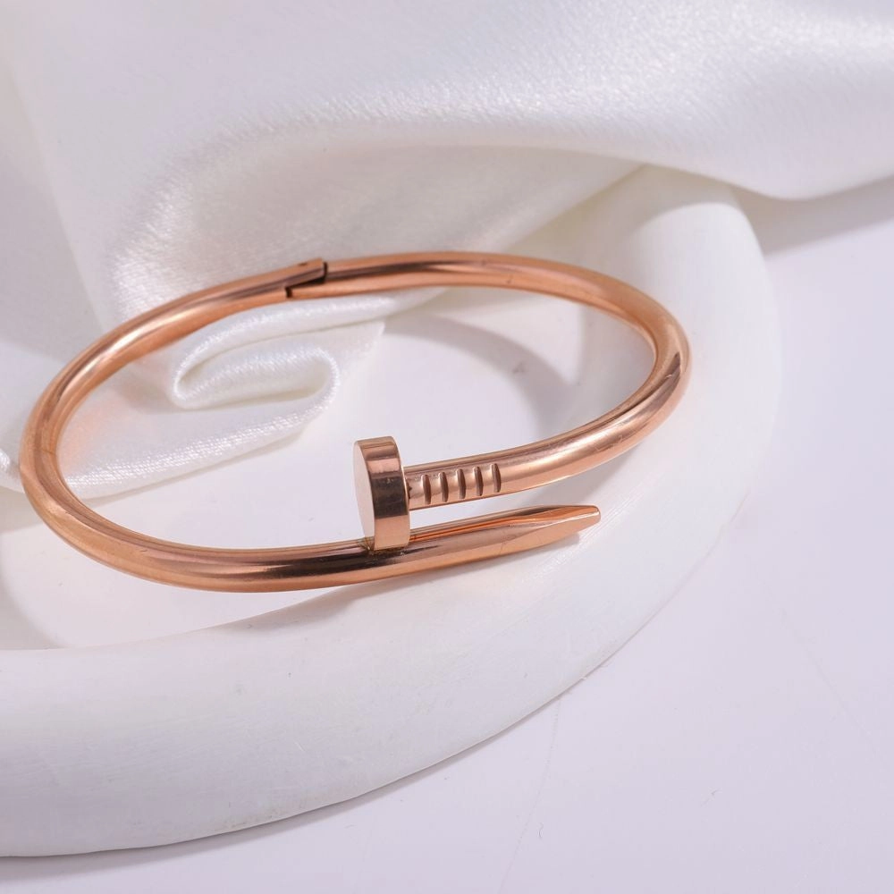 Wholesale Nail 18K Gold Fashion Titanium Steel Bracelet