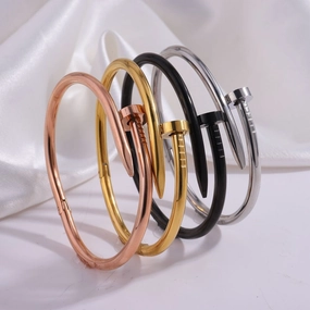 Wholesale Nail 18K Gold Fashion Titanium Steel Bracelet