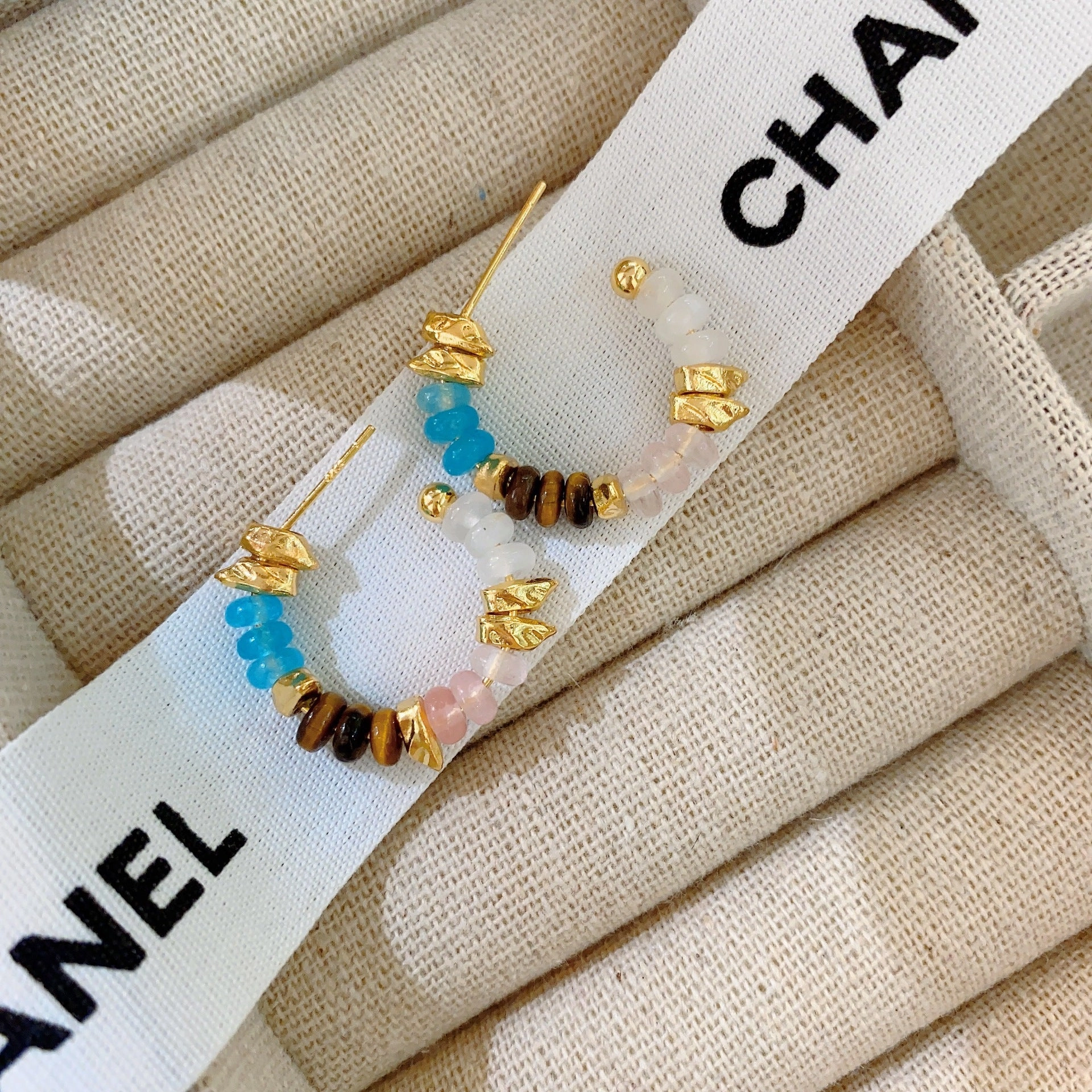 Wholesale Natural Stone Beads Gold-plated Silver Needle Earrings