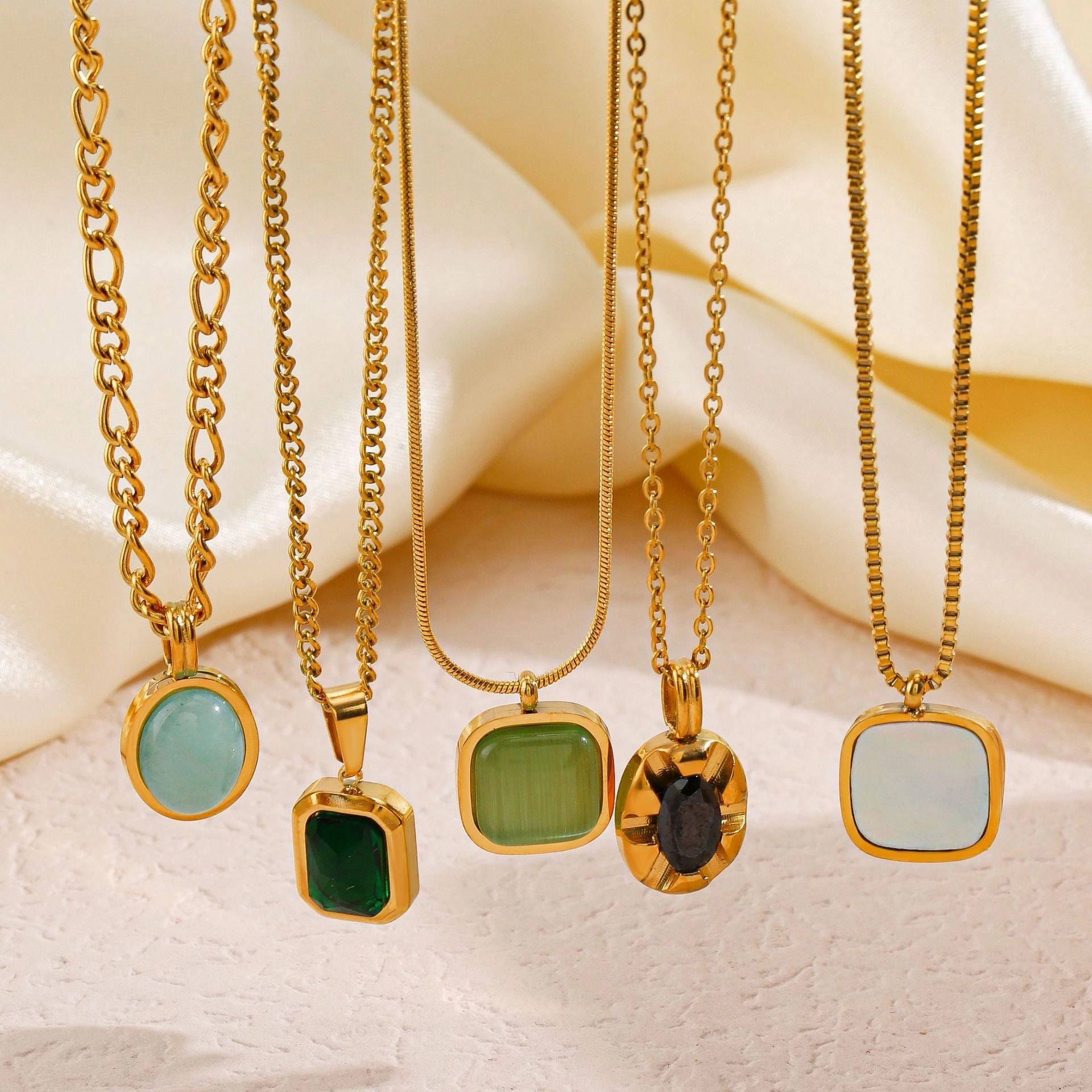 Wholesale Natural Stone Inlaid Stainless Steel Necklace