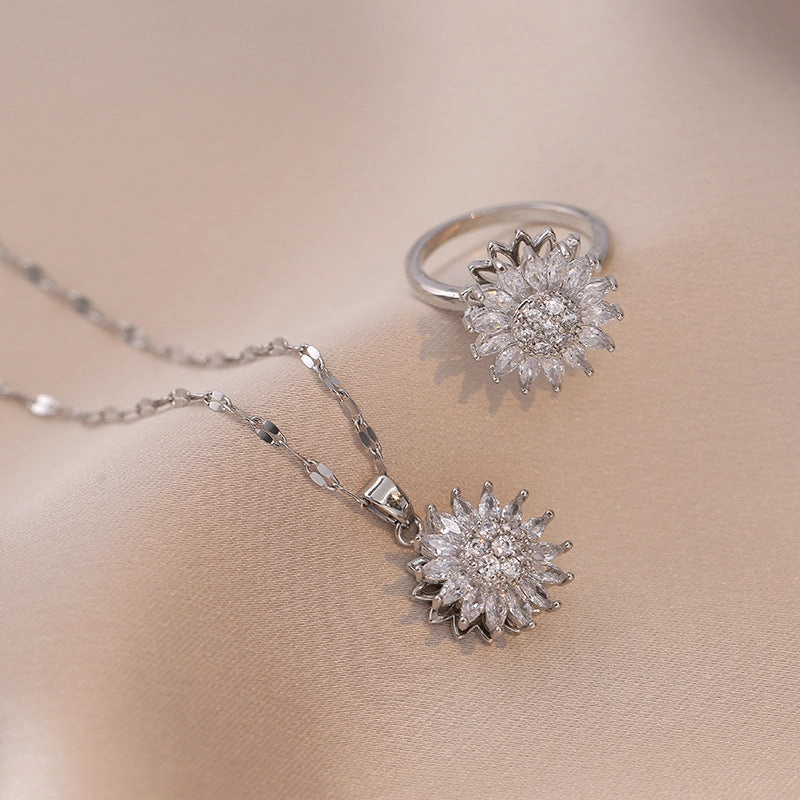 Wholesale New Arrival Diamond-encrusted Sunflower Ins Ring Rotatable Clavicle Chain Jewelry