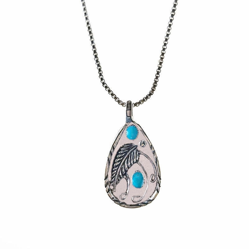 Wholesale New Imitation Turquoise Feather Vintage Pendant Alloy Necklace