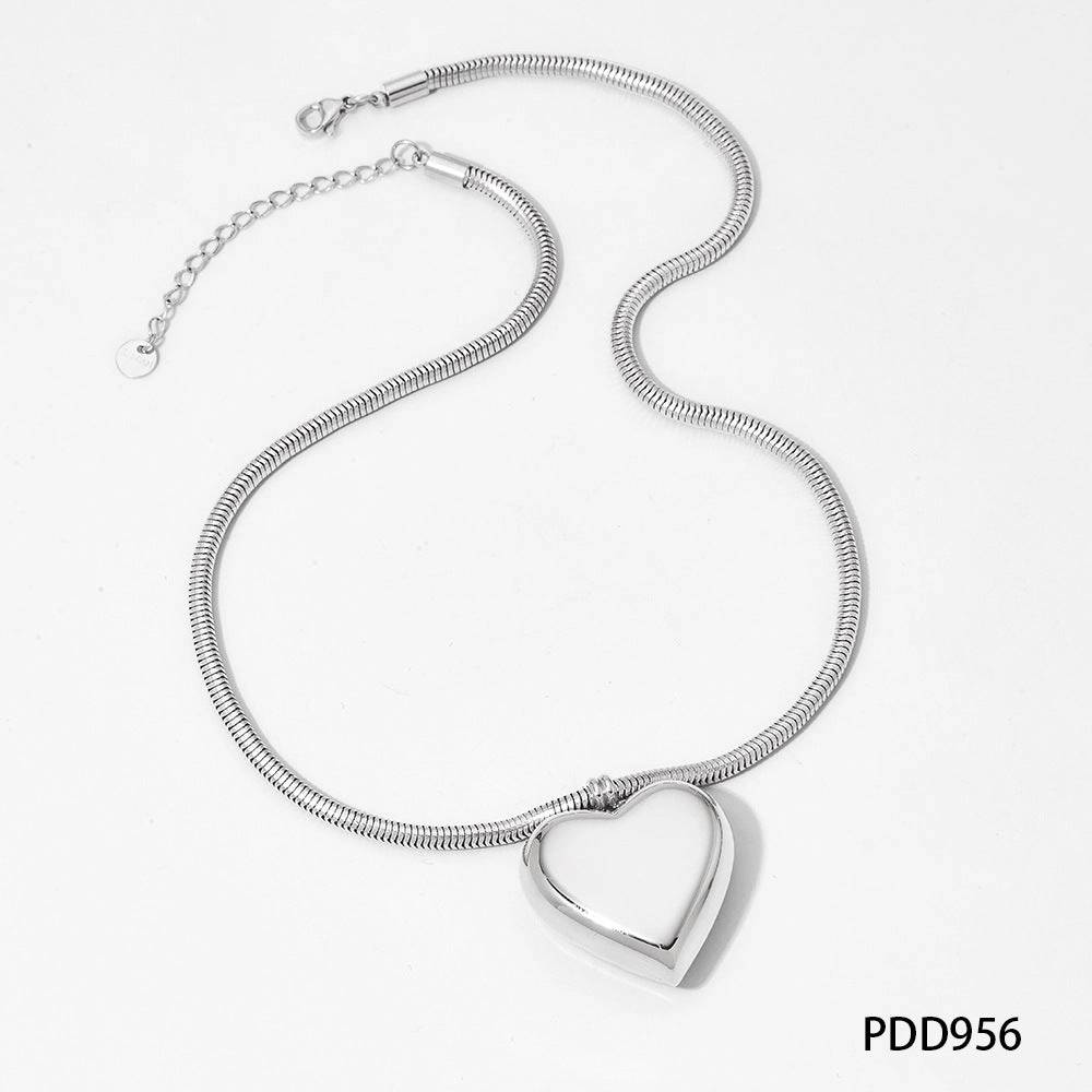 Wholesale of Large-sized Love Pentagonal Stainless Steel Necklaces