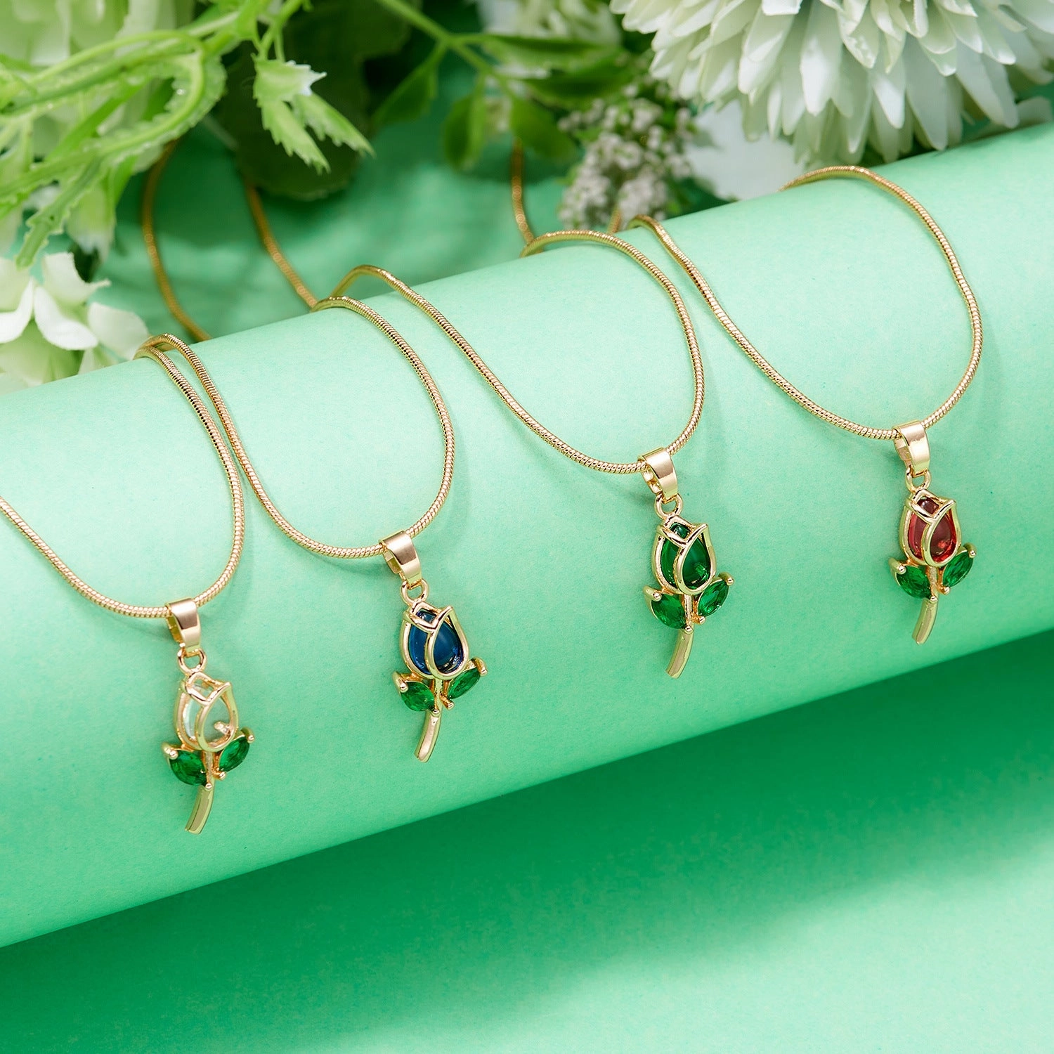 Wholesale of New Elegant Tulip Studded Collarbone Alloy Necklace