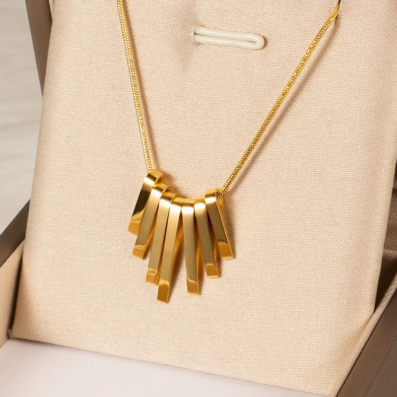 Wholesale of New Minimalist Fan Shaped Light Gold Collarbone Titanium Steel Necklace