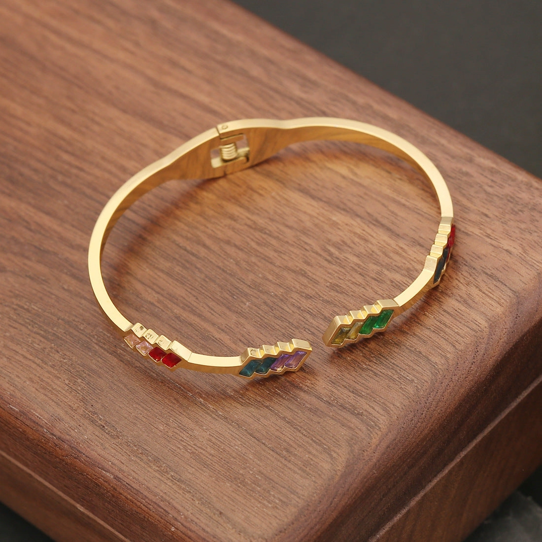 Wholesale of New Retro Style Stainless Steel Bracelet