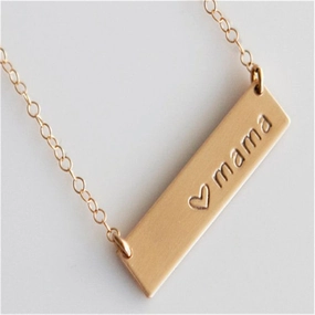 Wholesale of New Women's Peach Heart Pendant Alloy Necklace