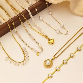 Wholesale of Pearl Titanium Steel Necklaces