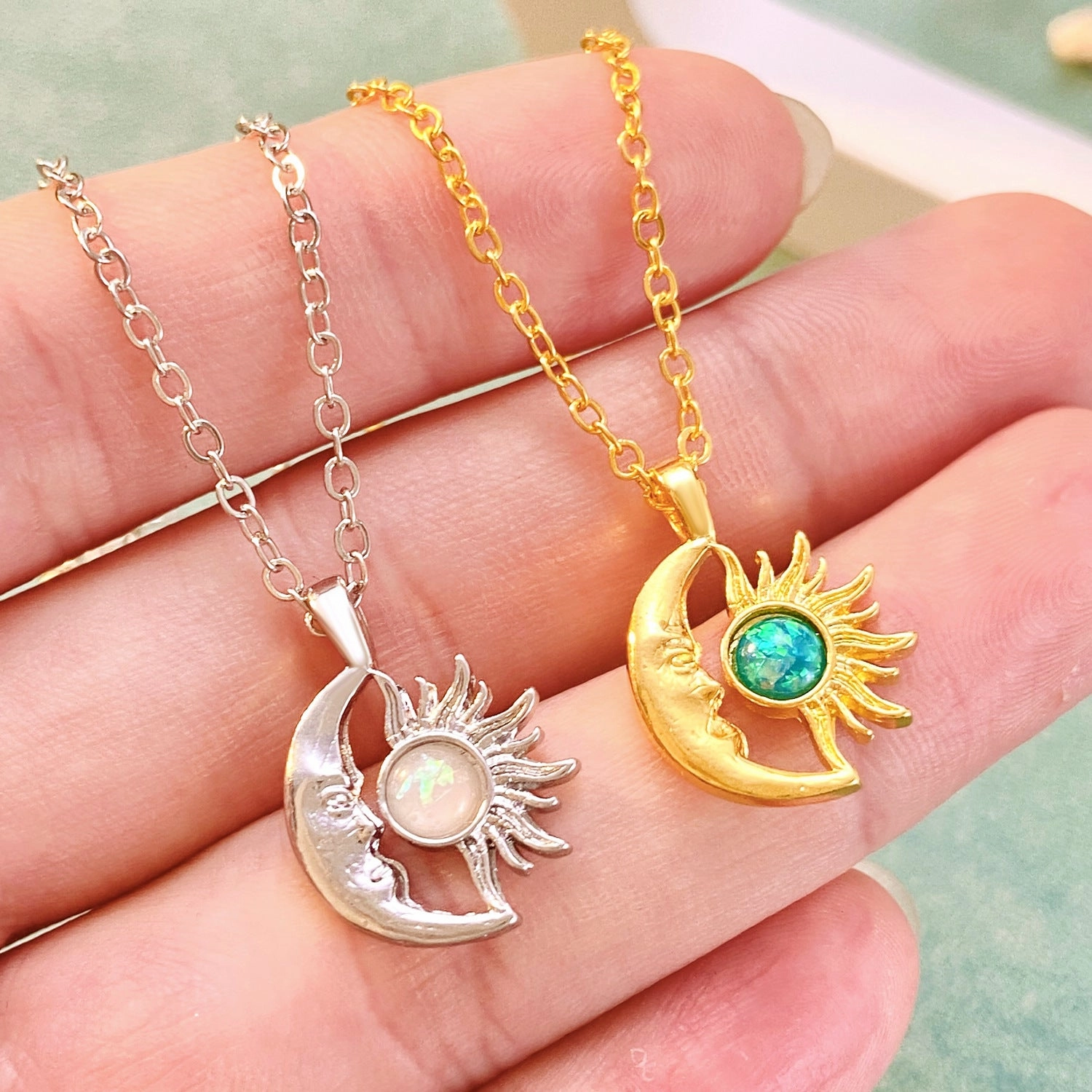 Wholesale Opal Sun Moon Alloy Necklaces