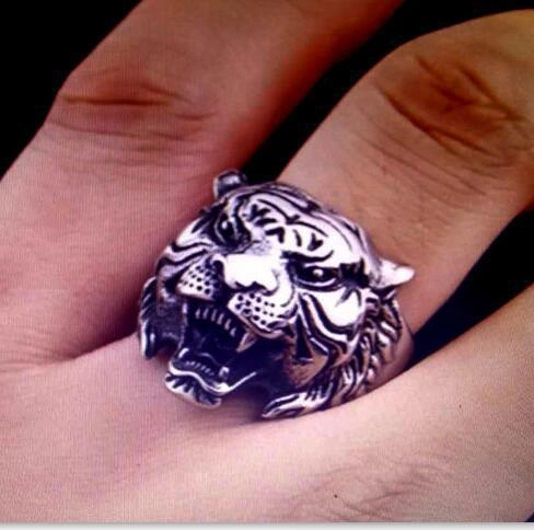 Wholesale Open tiger head men's vintage ring