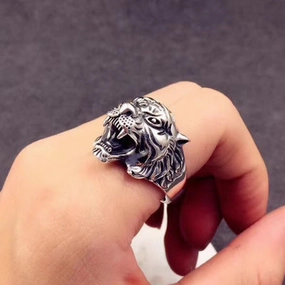 Wholesale Open tiger head men's vintage ring