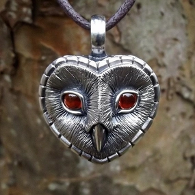 Wholesale Owl Pendant Necklace Alloy