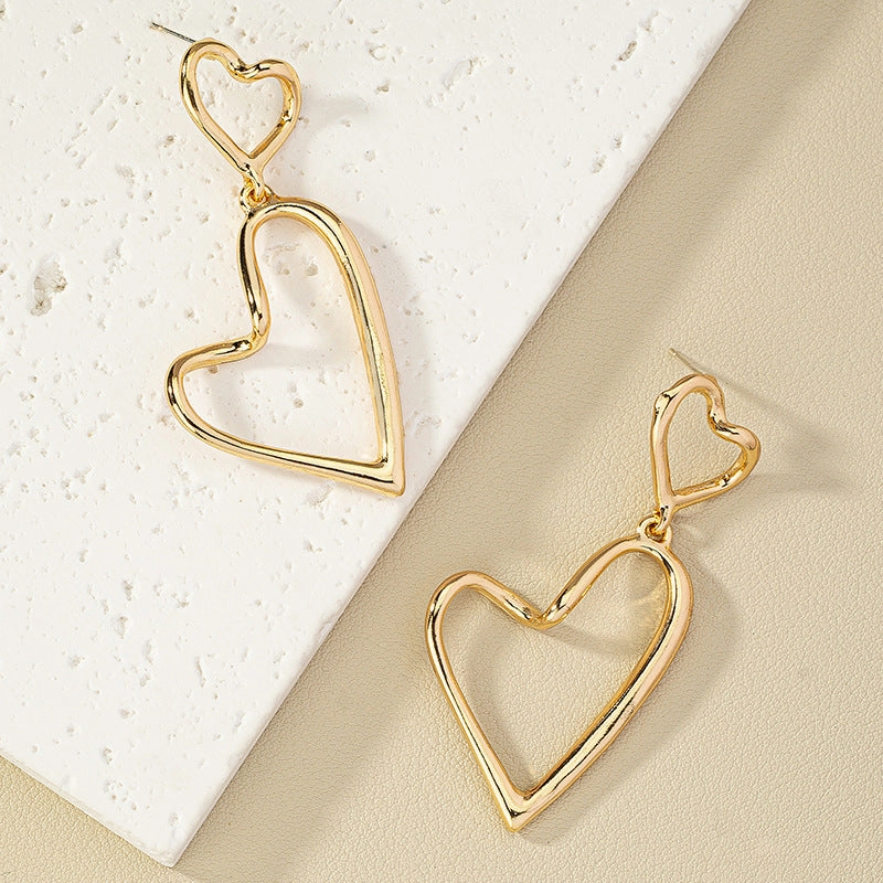 Wholesale Palace Love Alloy Earrings