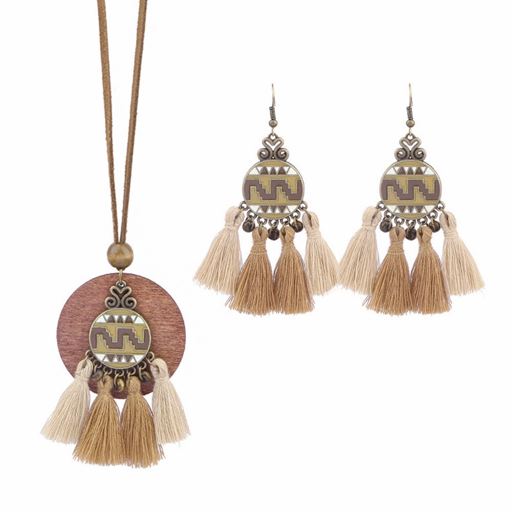 Wholesale Palace Vintage Tassel Earrings Necklace