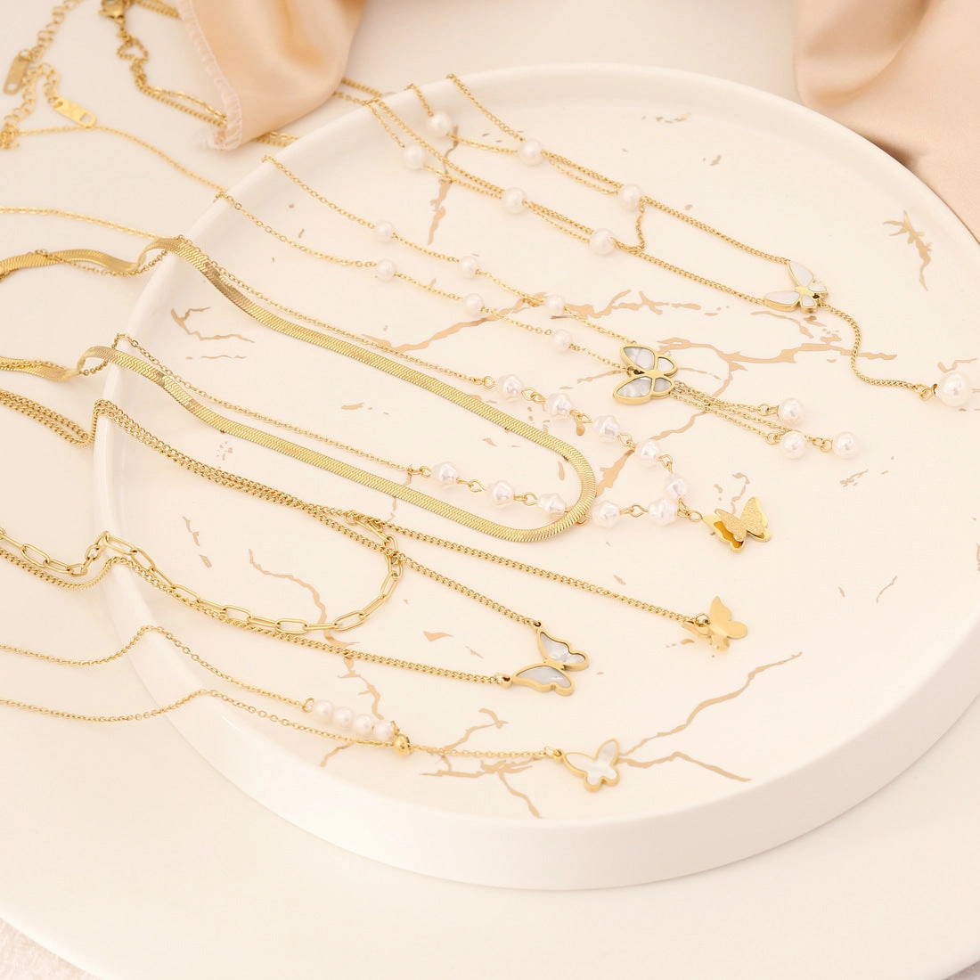Wholesale Pearl Butterfly Stainless Steel Multilayer Necklace