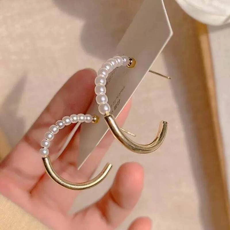 Wholesale Pearl C Shape Copper Earrings