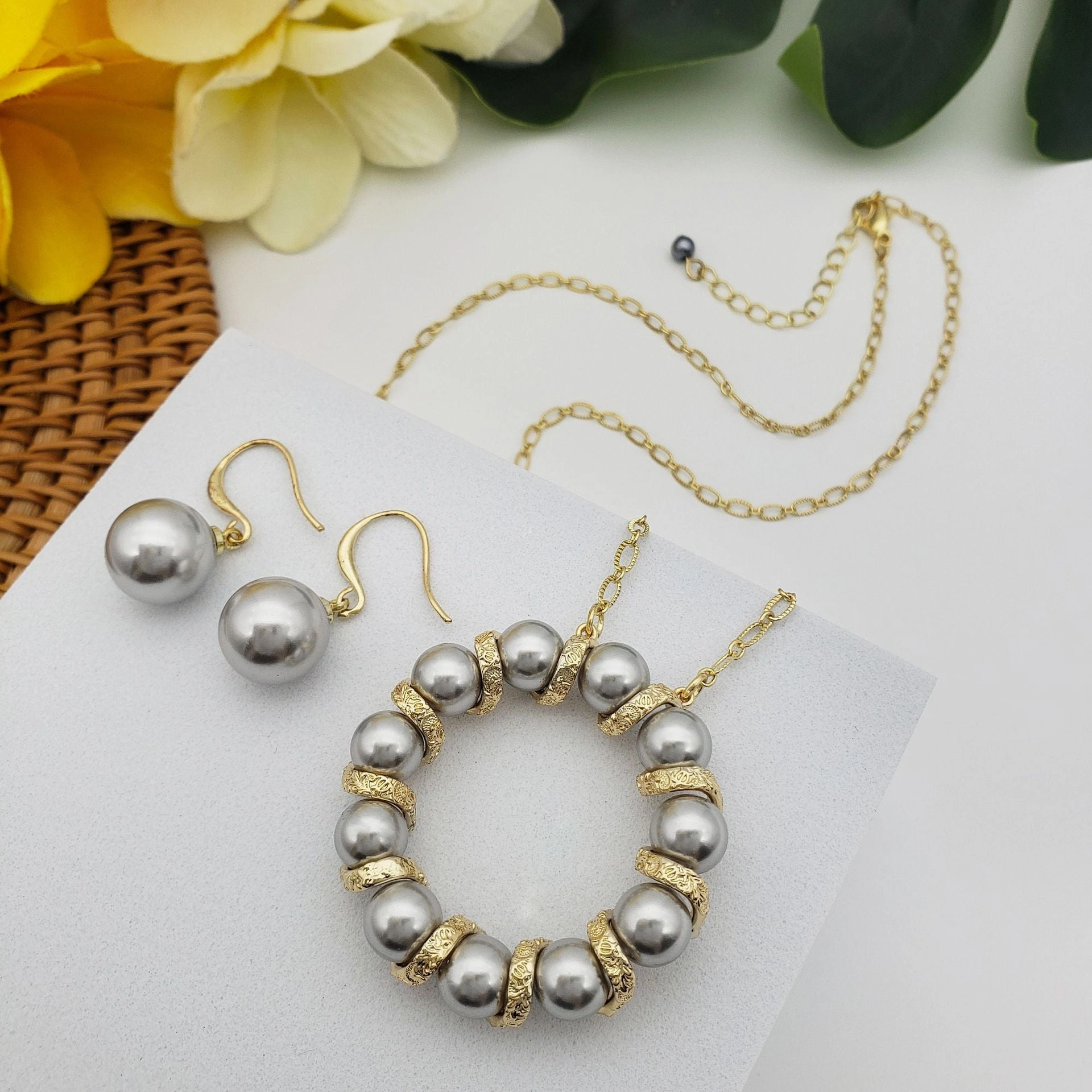 Wholesale Pearl Circle Wreath Copper Earrings Jewelry Set