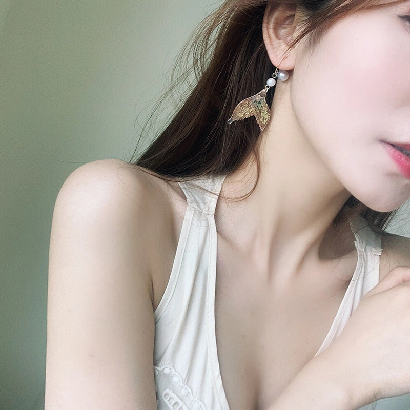 Wholesale Pearl Earrings Colorful Sequin Fishtail Alloy Earrings