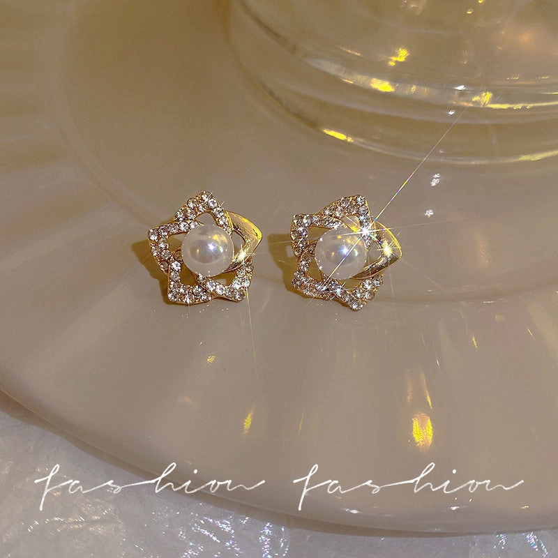 Wholesale Pearl Flower Diamond Alloy Earrings