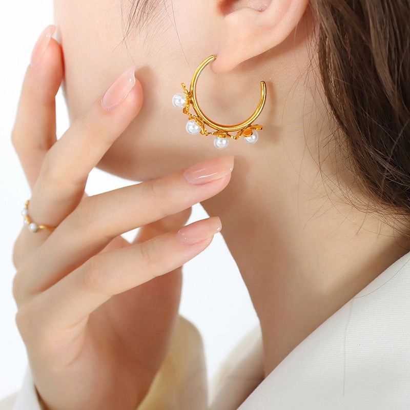 Wholesale Pearl Flowers Gold Plated Earring