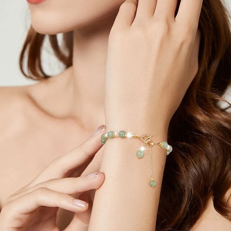 Wholesale Pearl Four Leaf Clover Bracelet