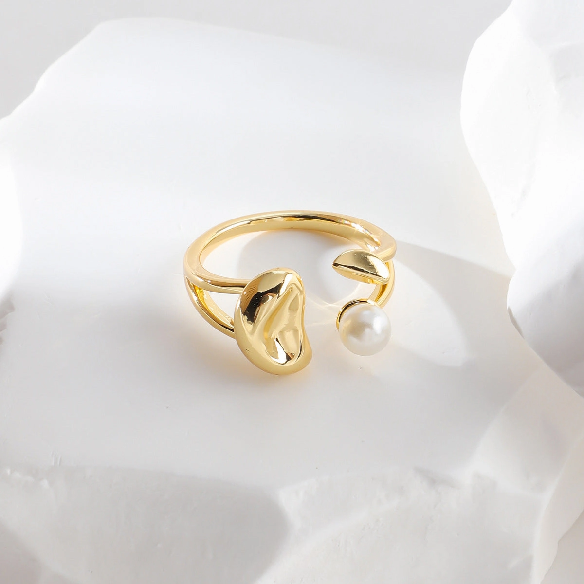 Wholesale Pearl Geometric Rings