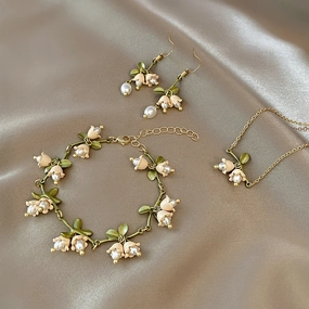 Wholesale Pearl Leaf Pearl Bracelet Earrings Necklaces