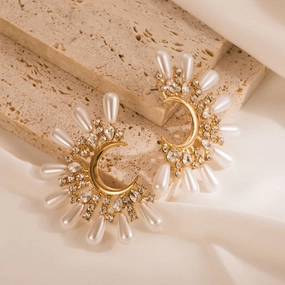 Wholesale Pearl Rhinestone C Shape Alloy Earrings