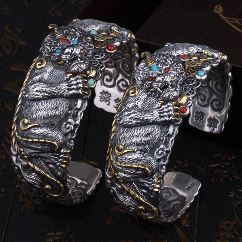Wholesale Pixiu Wide Version Hand-Carved Rich Opening Metal Bracelet