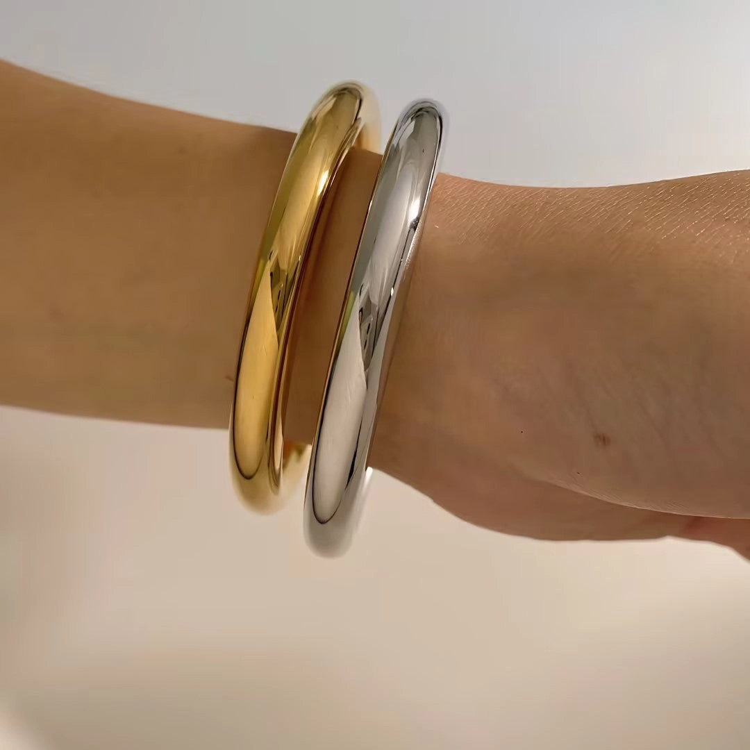 Wholesale Plain Ring Hollow Stainless Steel Bracelet
