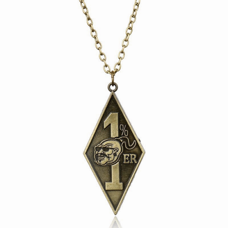 Wholesale Punk Retro Fashion Portrait Pendant Diamond Tag Alloy Necklace