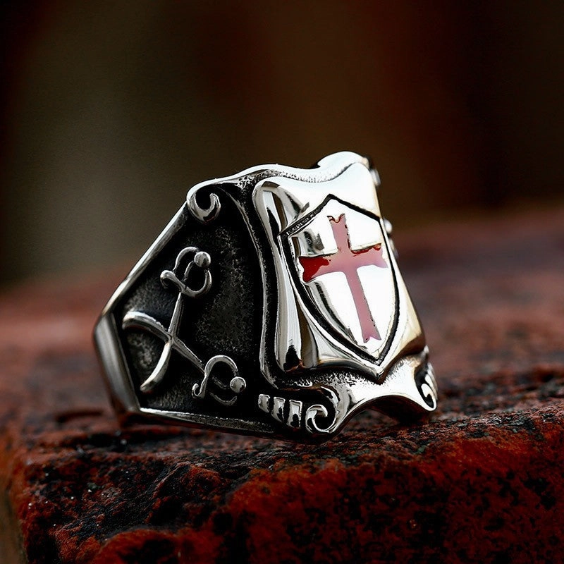 Wholesale Punk shield cross dripping rubber ring