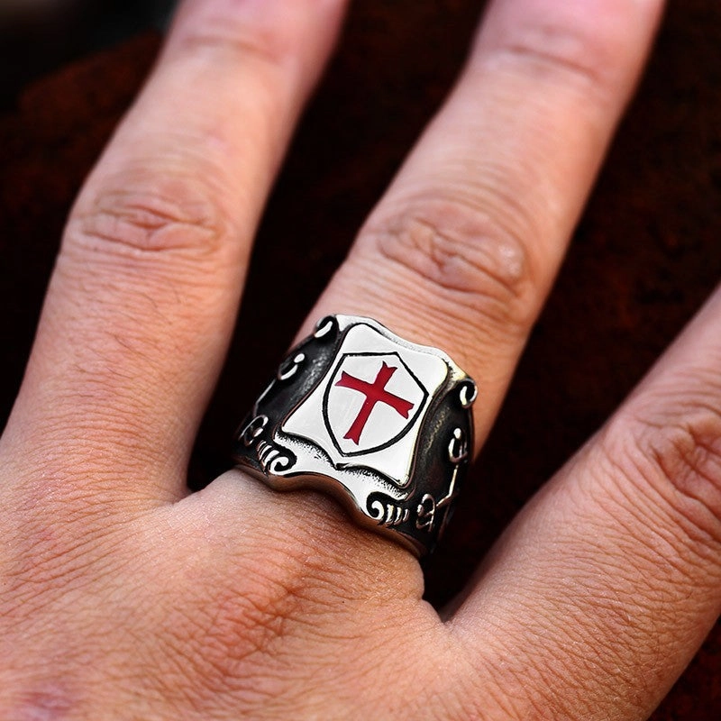 Wholesale Punk shield cross dripping rubber ring