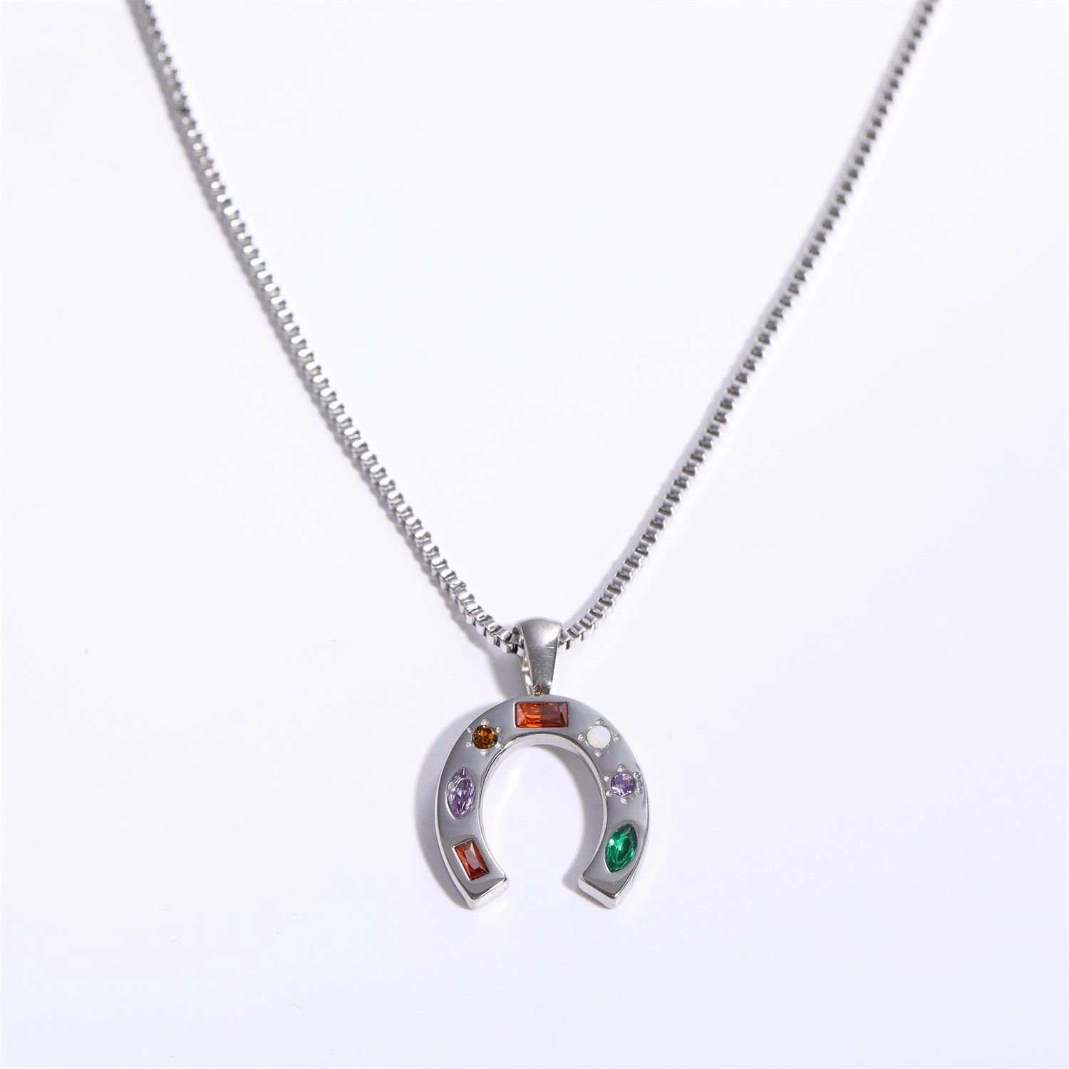 Wholesale real gold U-shaped diamond lucky symbols