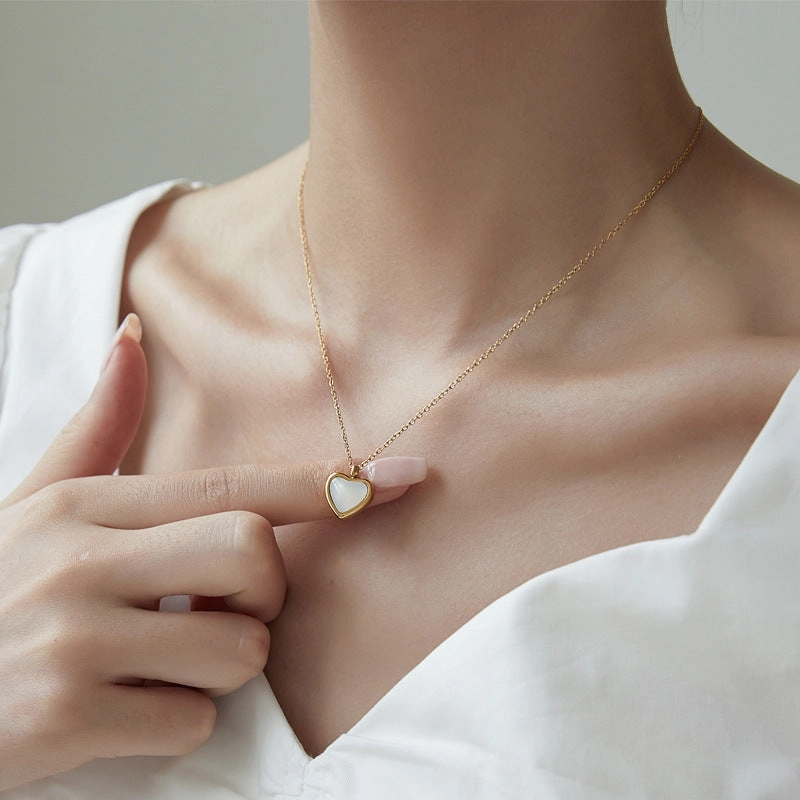 Wholesale Red Agate Heart Shape Love Collarbone Chain Necklace