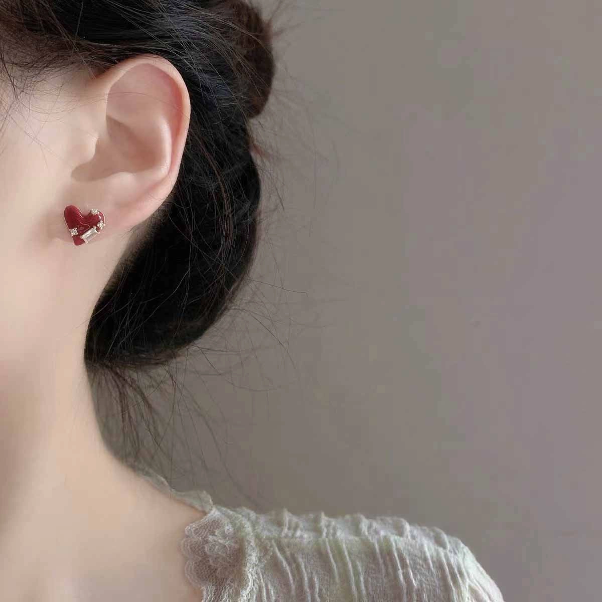 Wholesale Red Enamel Heart Alloy Earrings